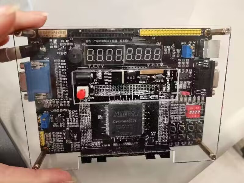 Quartus数字频率计verilog代