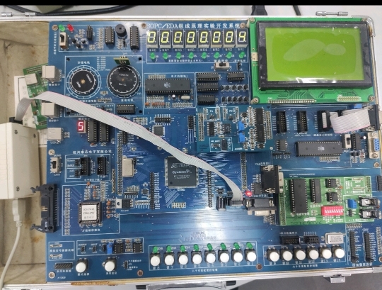 自动打铃控制系统设计VHDL代码Quar