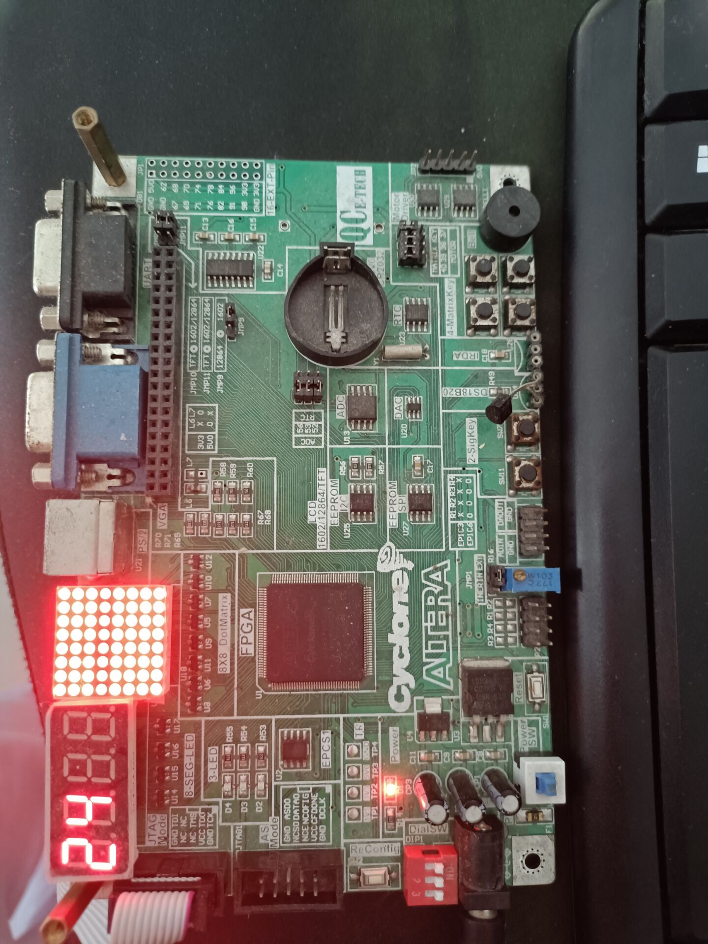 篮球比赛倒计时器 Verilog Qua